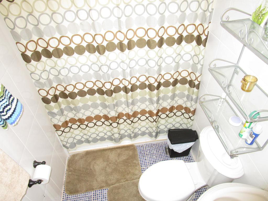 The Residence Portmore Apartments Екстериор снимка