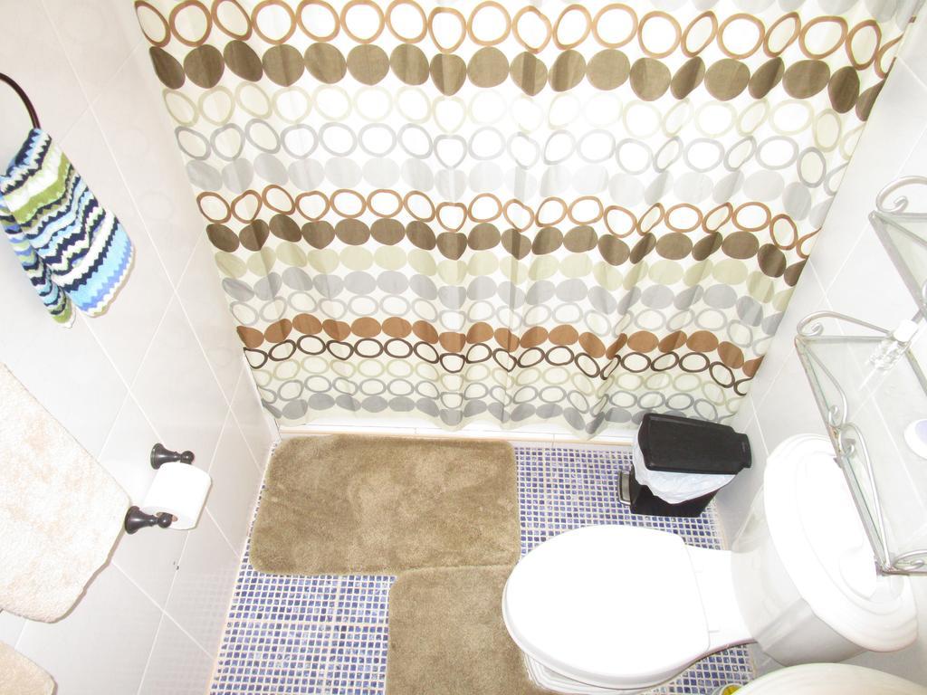 The Residence Portmore Apartments Екстериор снимка